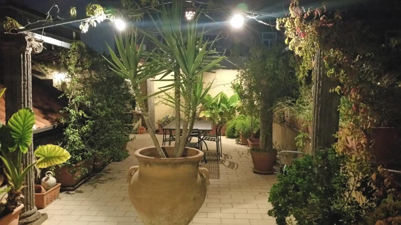 Mediterranean Roof Неаполь Экстерьер фото